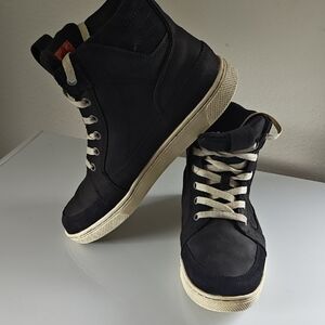 Harley-Davidson Black and White High-Top Sneakers